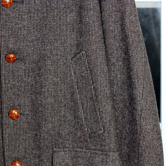 Pendleton Classic Wool Coat With Chestnut Buttons - Picture 6 of 8